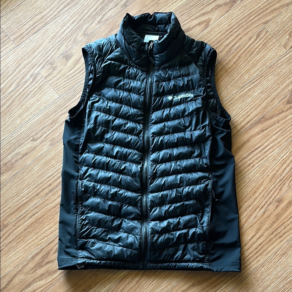 Columbia Black Puffer Vest